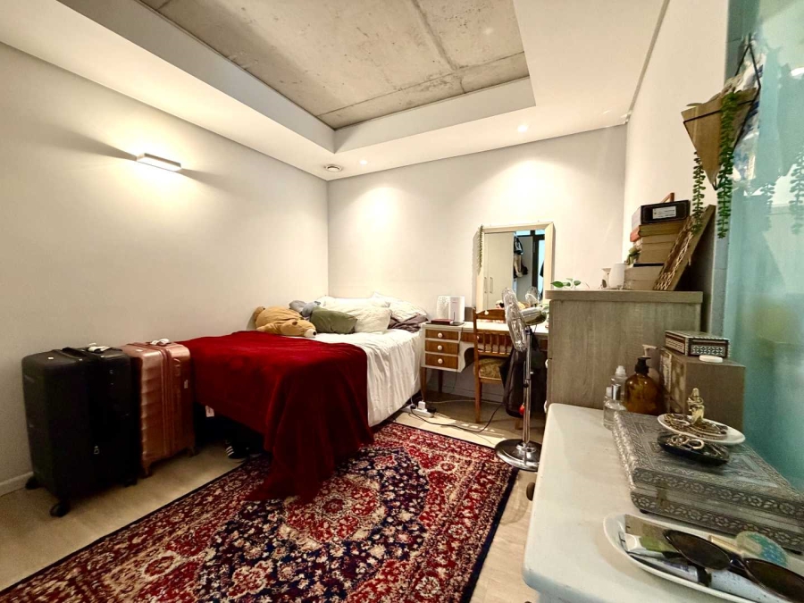 To Let 2 Bedroom Property for Rent in Woodstock Western Cape